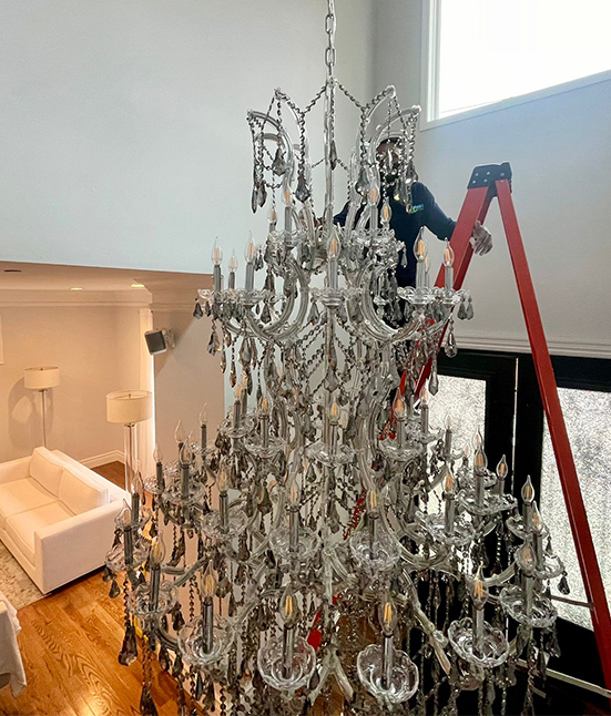 Chandelier Cleaning Service in Brooklyn