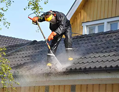 Exceptional-gutter-cleaning-1.2
